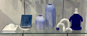 DESKTOP SCULPTURE - 541-610073